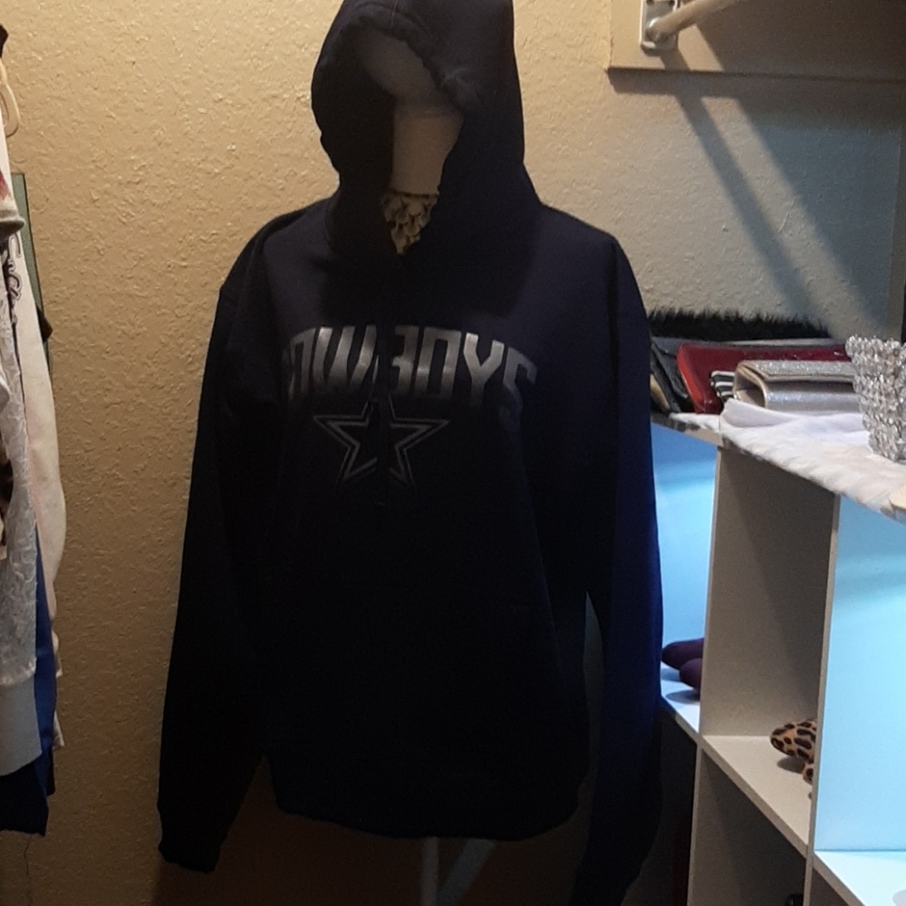 Dallas Cowboys jersey with hoodie size Large